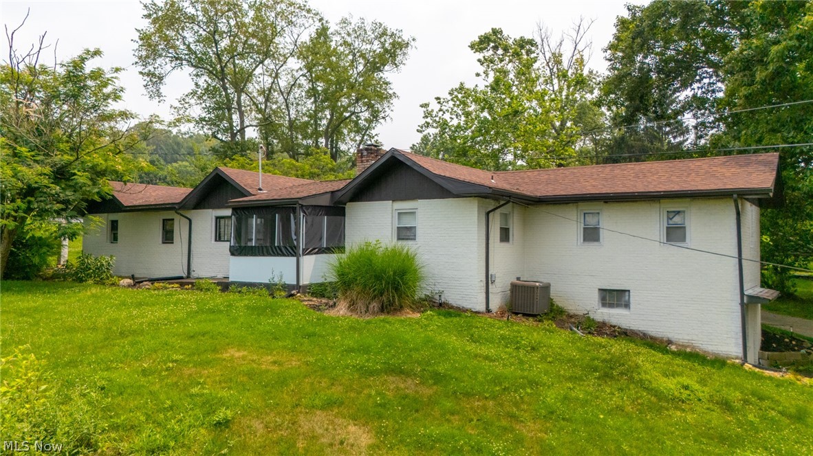 120 Winters Drive Wintersville OH 43953