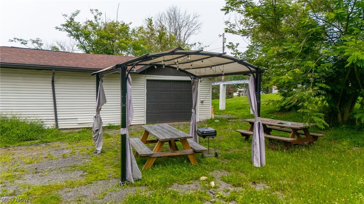 120 Winters Drive Wintersville OH 43953