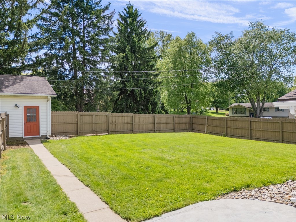 5544 Fairwood Avenue NW North Canton OH 44720