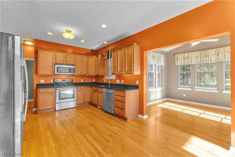 199 Highland Avenue Avon Lake OH 44012