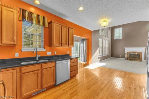 199 Highland Avenue Avon Lake OH 44012