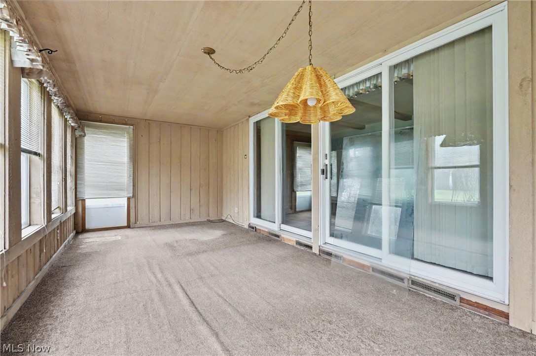 8625 Four Seasons Trail Poland OH 44514