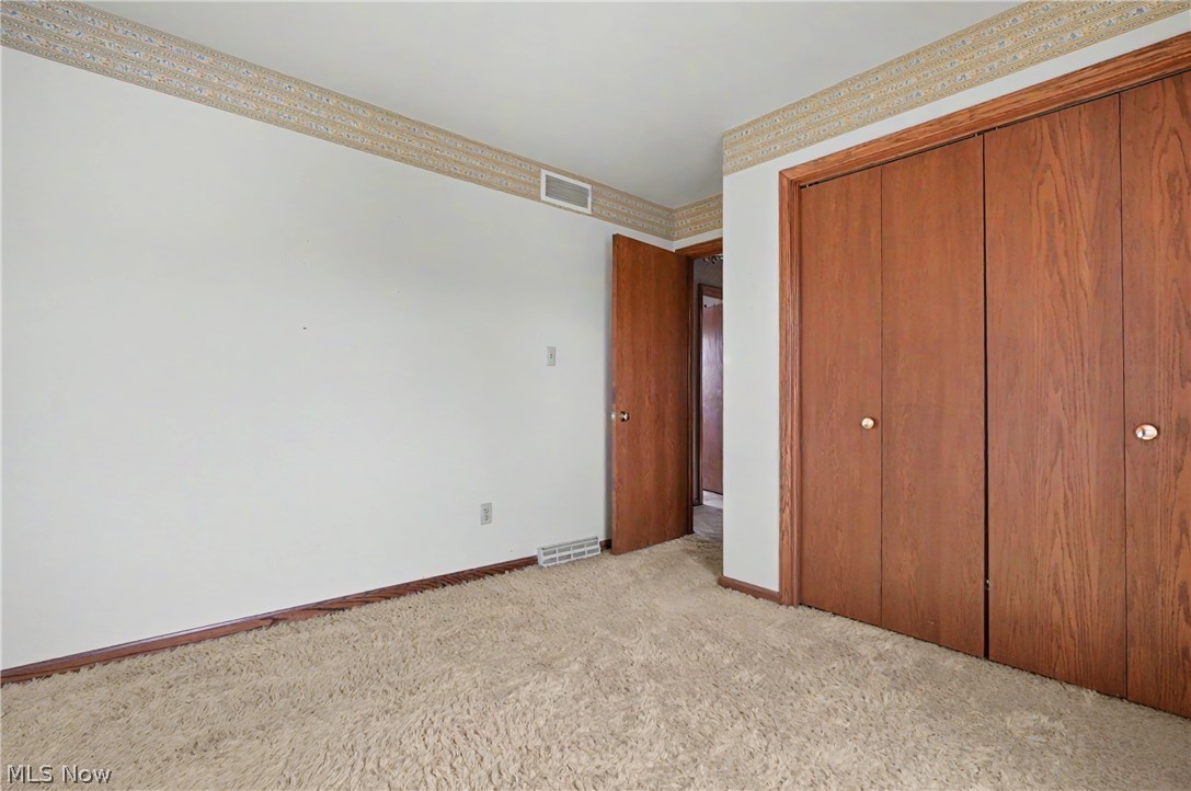 8625 Four Seasons Trail Poland OH 44514