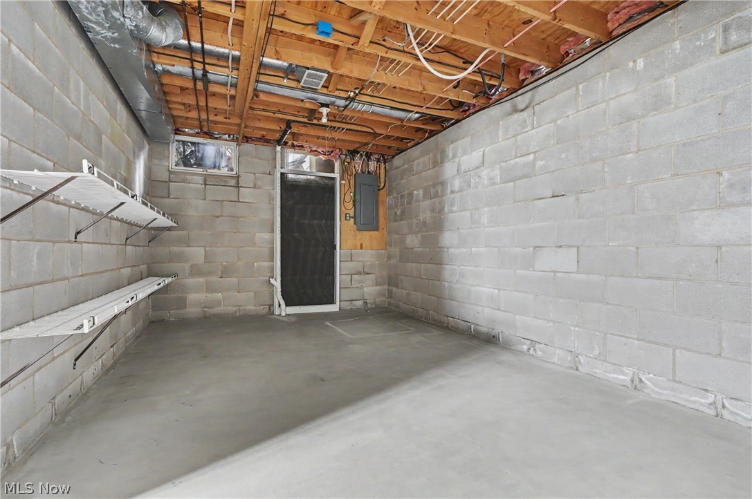 8625 Four Seasons Trail Poland OH 44514
