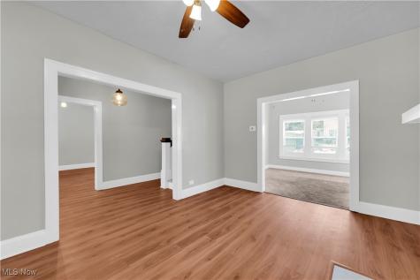 1901 Parkway Drive Cleveland Heights OH 44118