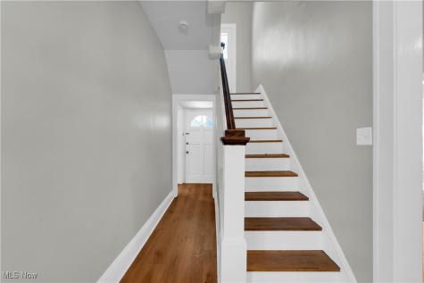 1901 Parkway Drive Cleveland Heights OH 44118