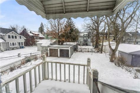 1901 Parkway Drive Cleveland Heights OH 44118