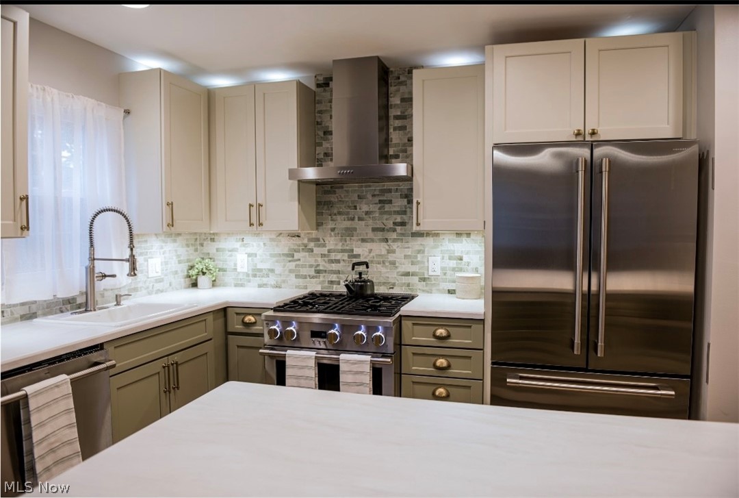 17707 Lomond Boulevard Shaker Heights OH 44122