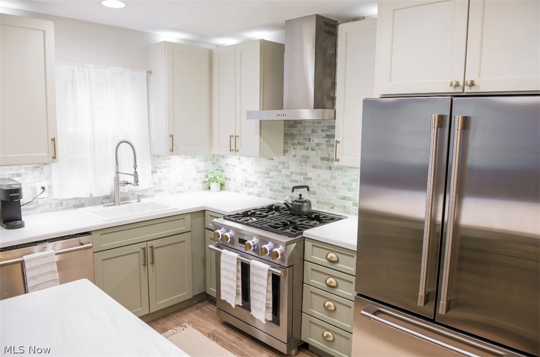 17707 Lomond Boulevard Shaker Heights OH 44122