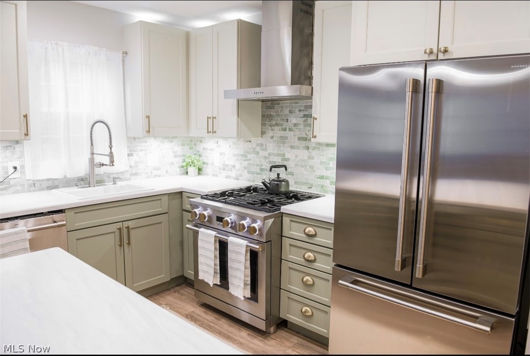 17707 Lomond Boulevard Shaker Heights OH 44122