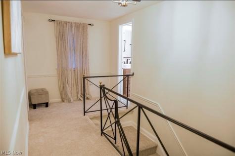 17707 Lomond Boulevard Shaker Heights OH 44122