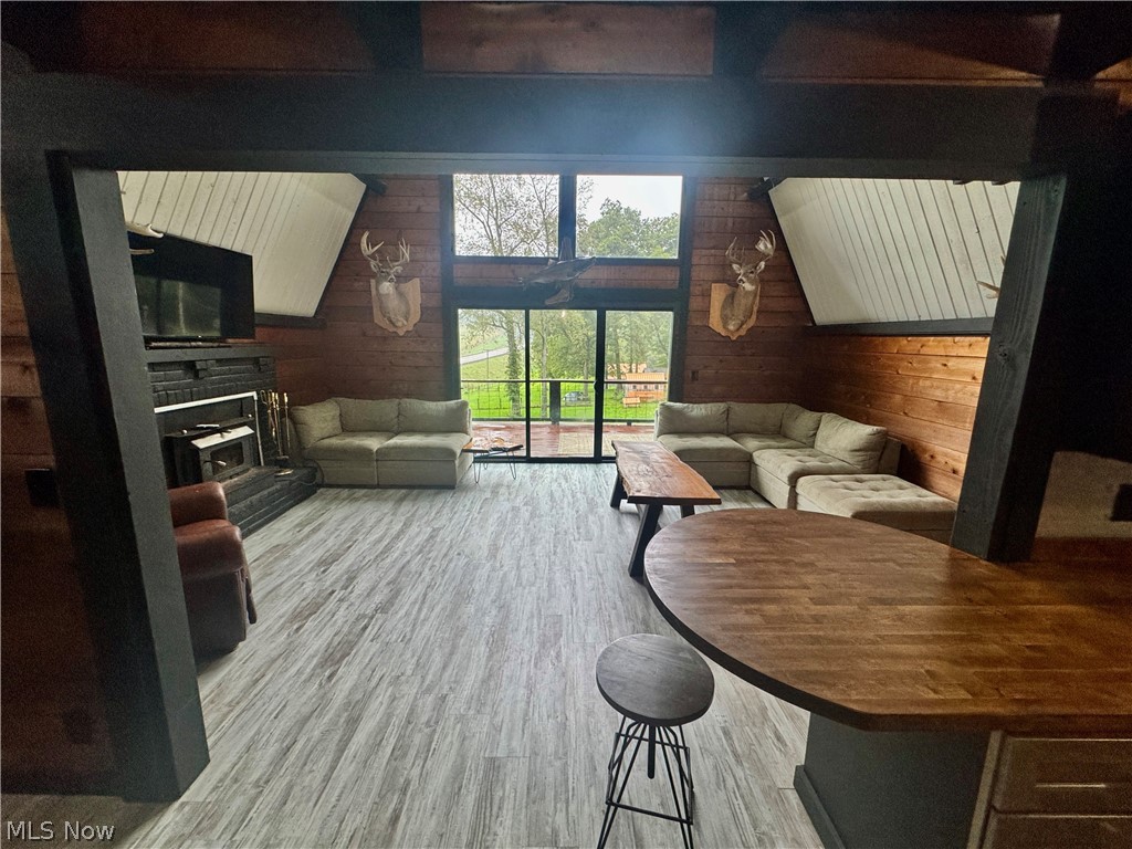 1680 Millersburg Road Utica OH 43080