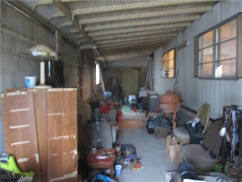 8209 Russell Lane Cleveland OH 44144