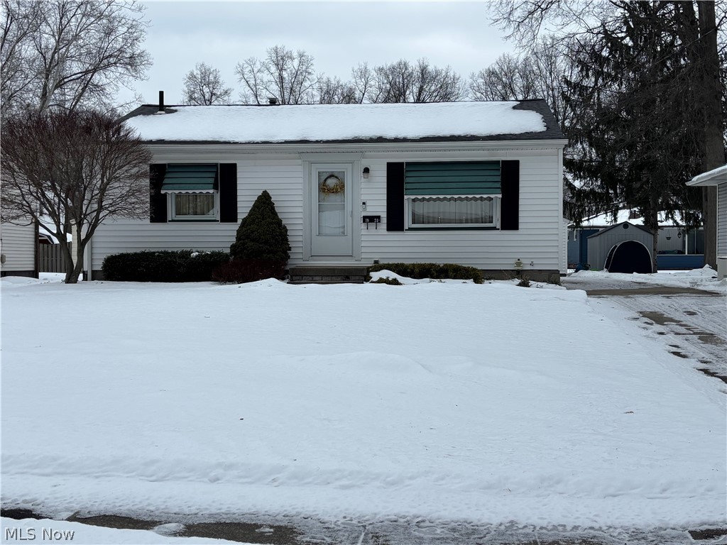 1924 Westwood Drive NW Warren OH 44485