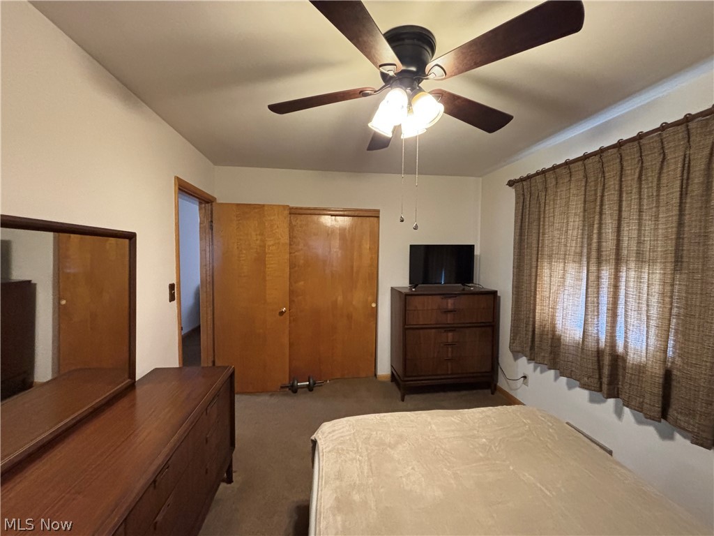 1924 Westwood Drive NW Warren OH 44485