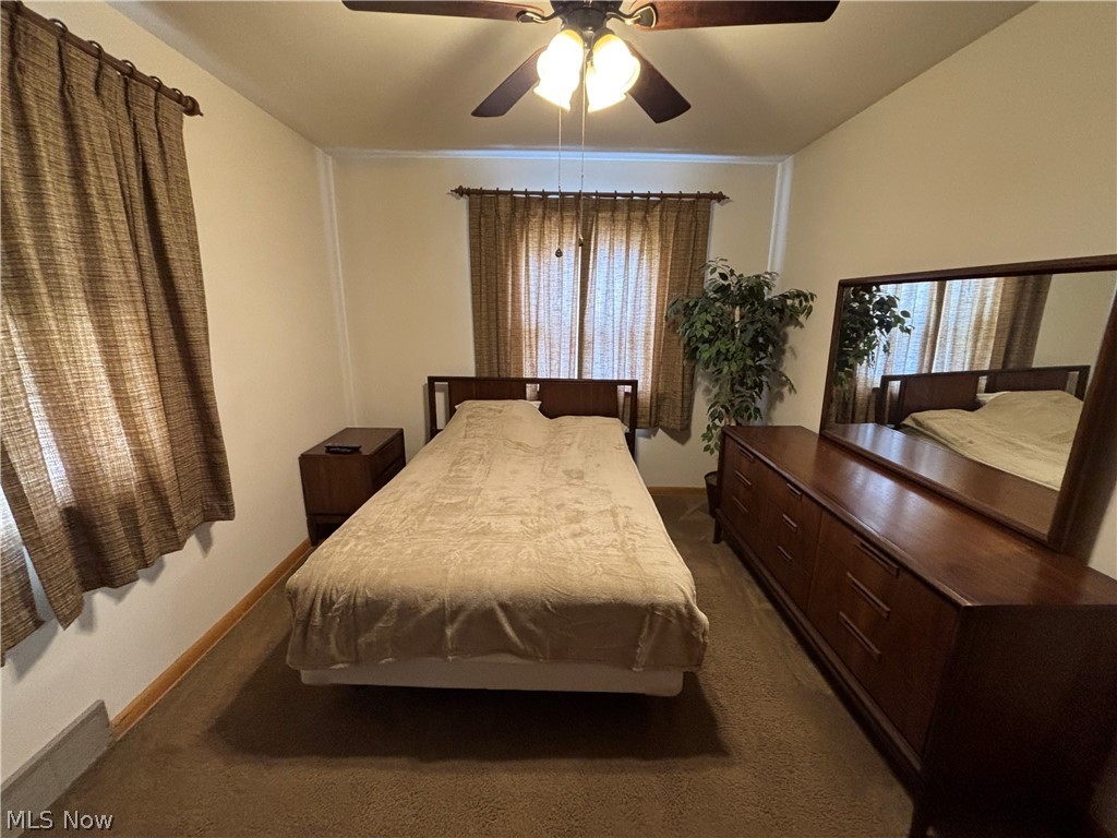 1924 Westwood Drive NW Warren OH 44485