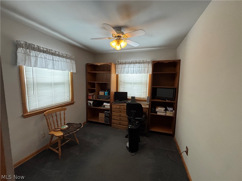 1924 Westwood Drive NW Warren OH 44485