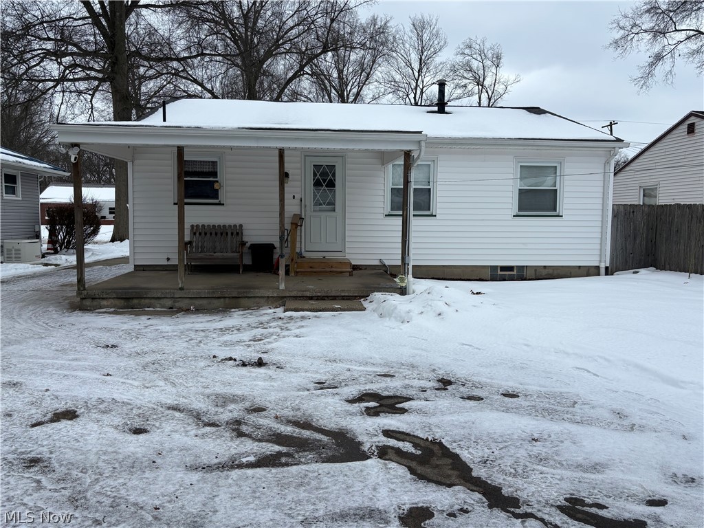 1924 Westwood Drive NW Warren OH 44485
