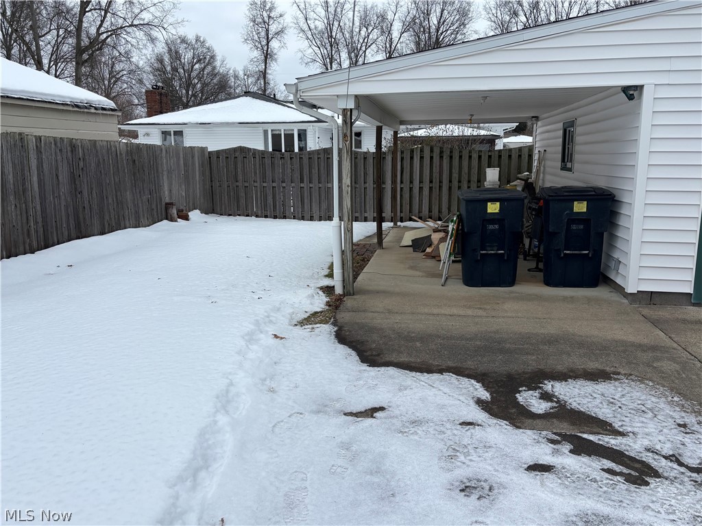 1924 Westwood Drive NW Warren OH 44485
