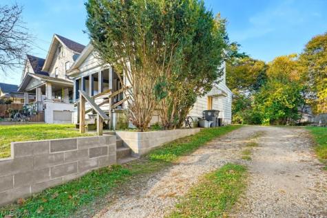 820 Aberdeen Street Akron OH 44310