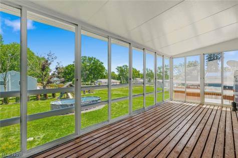 12786 Osborne Avenue NE Alliance OH 44601