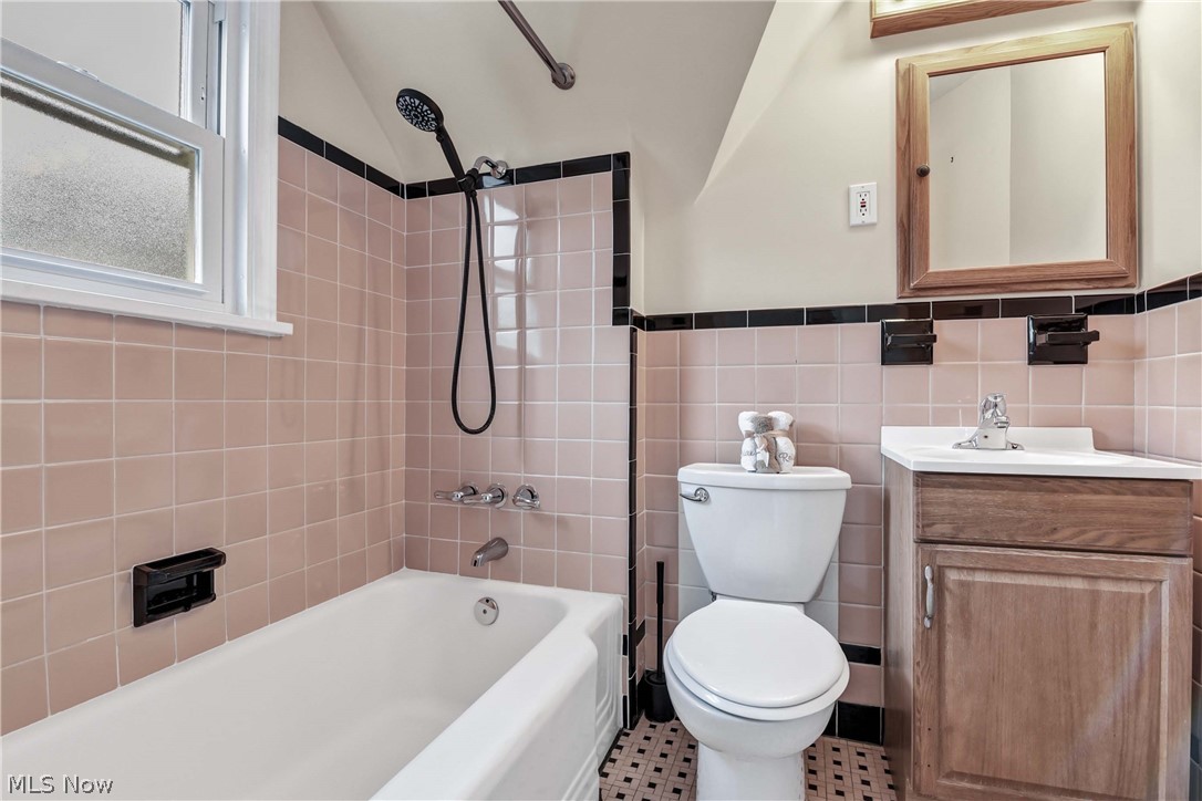 4217 W 227th Street Fairview Park OH 44126