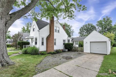 4217 W 227th Street Fairview Park OH 44126
