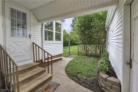 4217 W 227th Street Fairview Park OH 44126