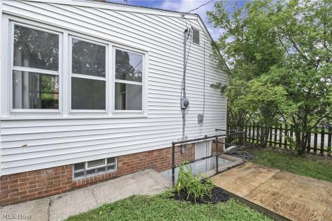 4217 W 227th Street Fairview Park OH 44126