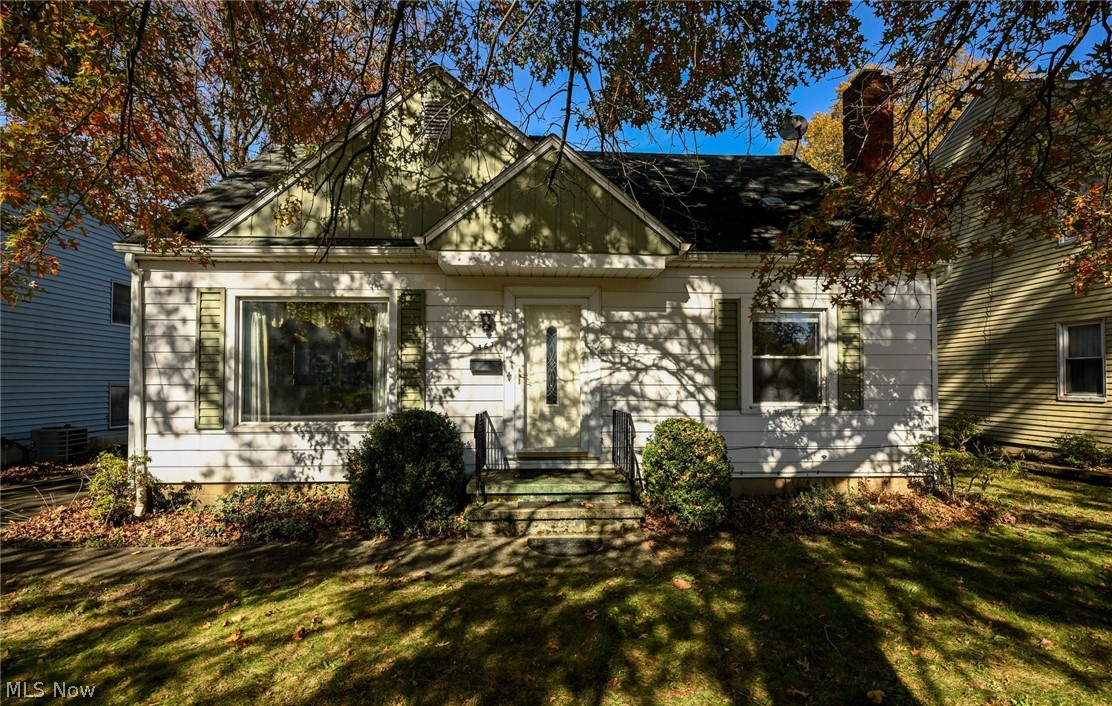 367 Lincoln Avenue Cuyahoga Falls OH 44221