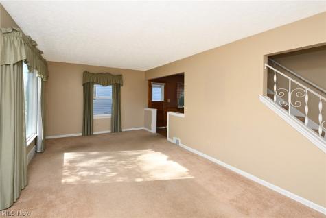 367 Lincoln Avenue Cuyahoga Falls OH 44221