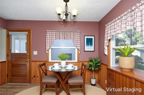 367 Lincoln Avenue Cuyahoga Falls OH 44221