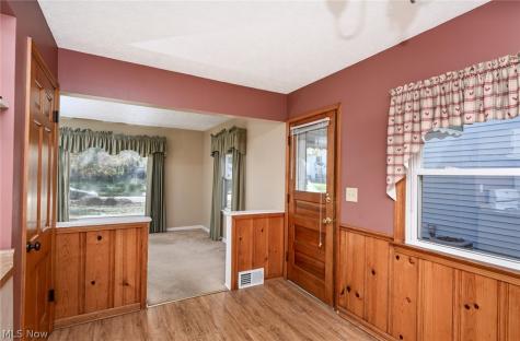 367 Lincoln Avenue Cuyahoga Falls OH 44221