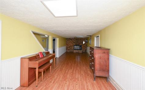 367 Lincoln Avenue Cuyahoga Falls OH 44221