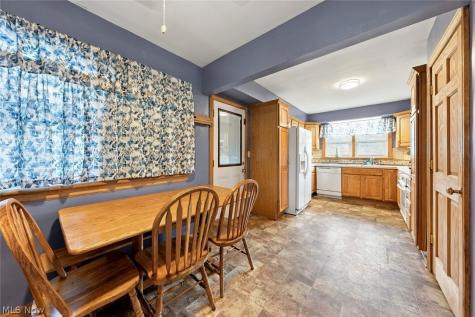 1187 Meadowbrook Boulevard Brunswick OH 44212