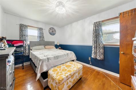 1187 Meadowbrook Boulevard Brunswick OH 44212