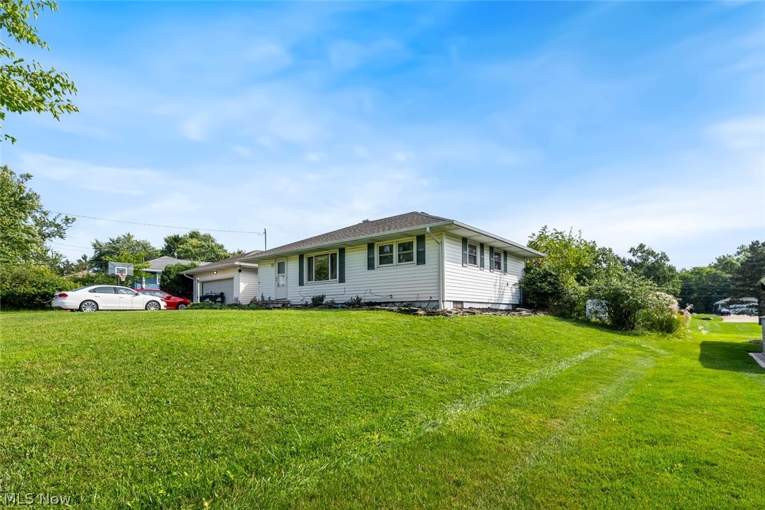 1187 Meadowbrook Boulevard Brunswick OH 44212