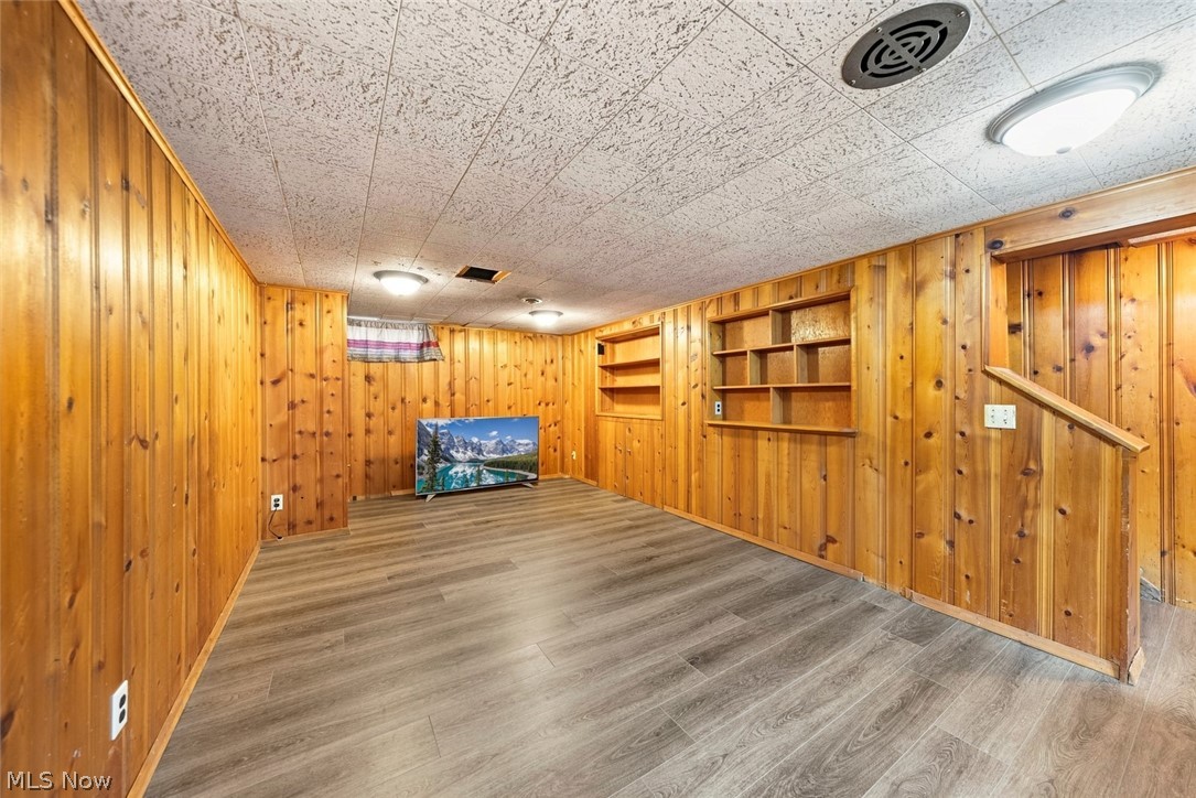1187 Meadowbrook Boulevard Brunswick OH 44212