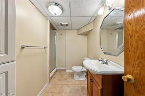 1187 Meadowbrook Boulevard Brunswick OH 44212
