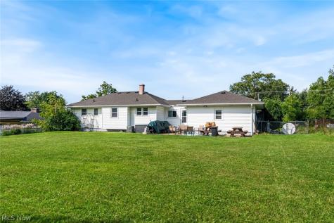 1187 Meadowbrook Boulevard Brunswick OH 44212