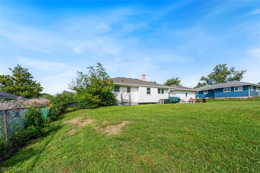 1187 Meadowbrook Boulevard Brunswick OH 44212