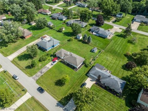 1187 Meadowbrook Boulevard Brunswick OH 44212