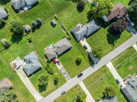 1187 Meadowbrook Boulevard Brunswick OH 44212