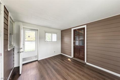 1187 Meadowbrook Boulevard Brunswick OH 44212