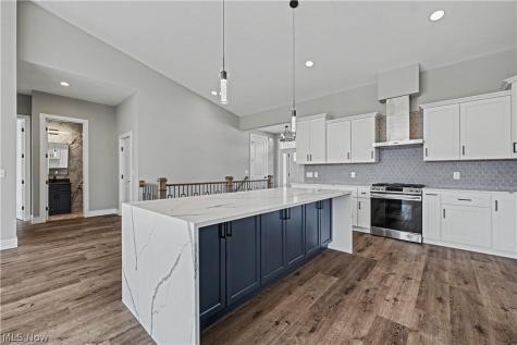 2048 Forest Drive Eastlake OH 44095