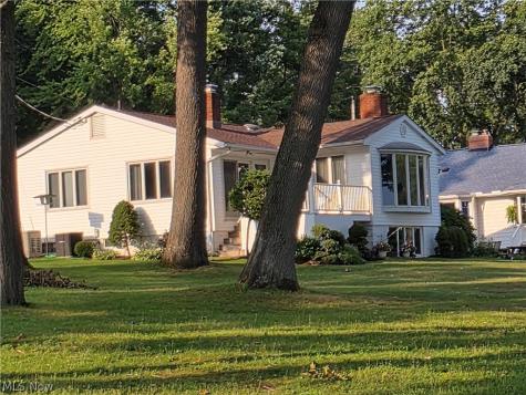 4534 Lahm Drive New Franklin OH 44319