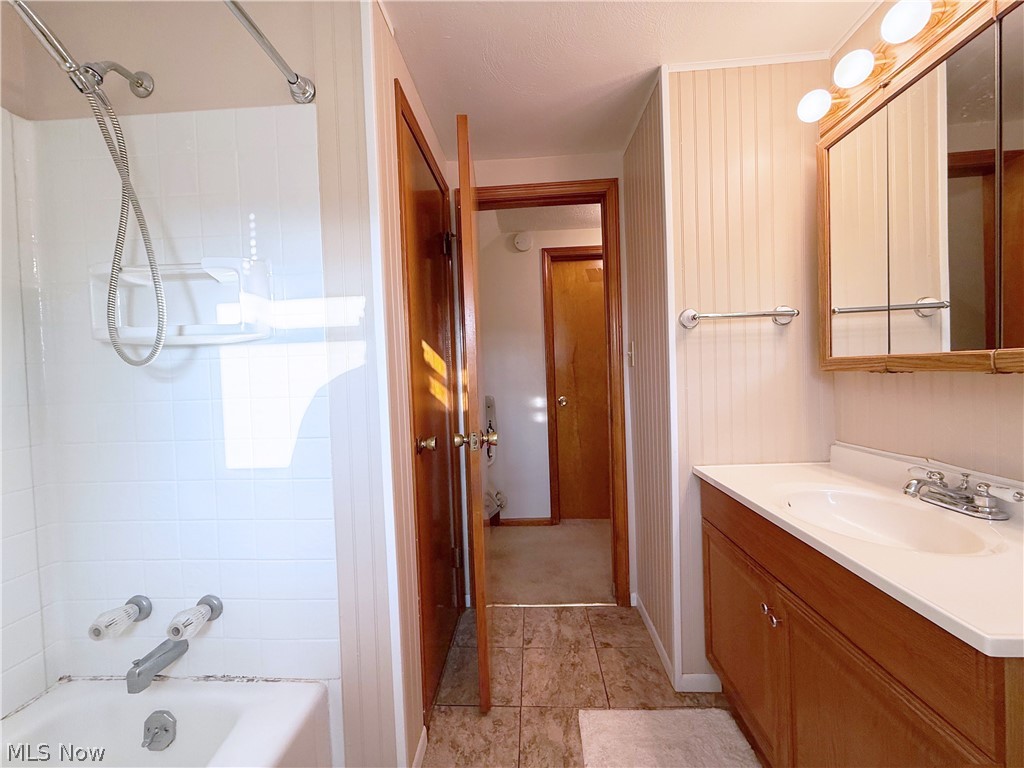 4221 Marshall Avenue Lorain OH 44053
