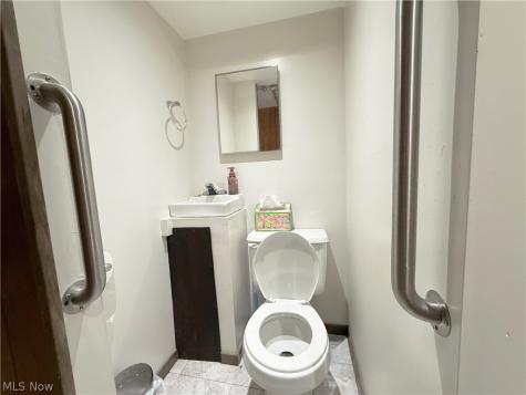 4221 Marshall Avenue Lorain OH 44053