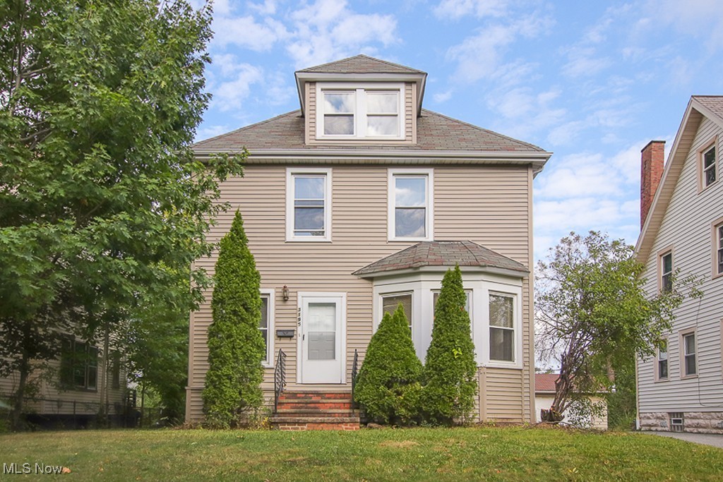 3195 Whitethorn Road Cleveland Heights OH 44118