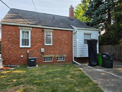 11107 Plymouth Avenue Garfield Heights OH 44125